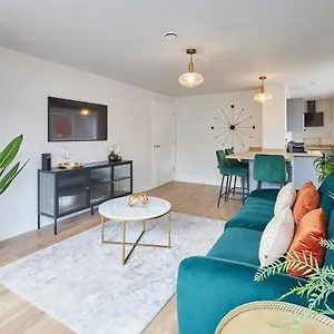  Apartment Host & - View Luxury United Kingdom