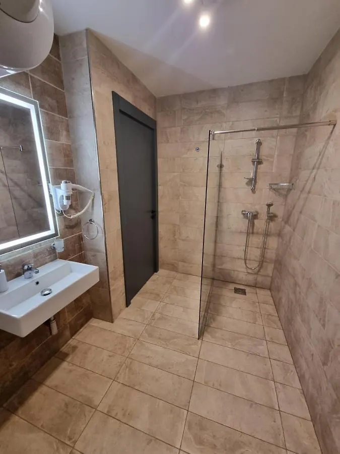 Korzo Suites Msida Luxury Penthouse With Pool Lägenhet