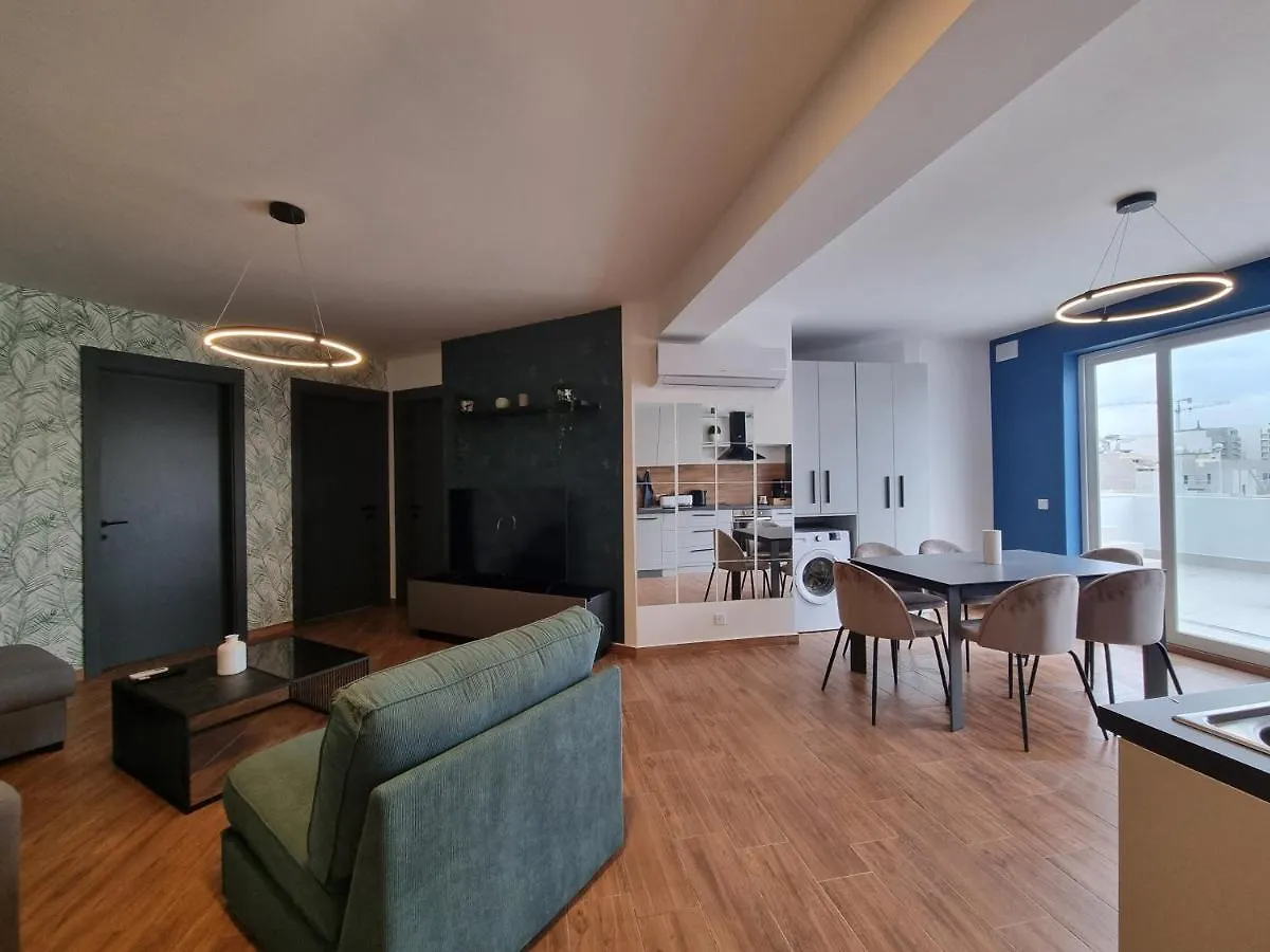 Lägenhet Korzo Suites Msida Luxury Penthouse With Pool